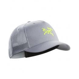 short cap hat