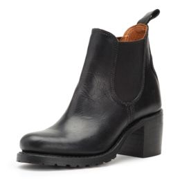 frye sabrina chelsea black