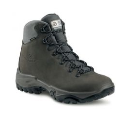 mens hiking boots clearance