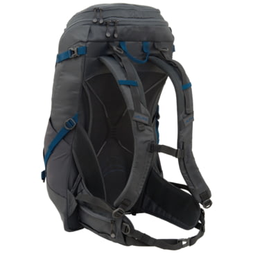 alps mountaineering baja 40