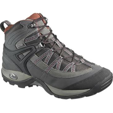 chaco hiking boots
