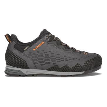 lowa approach shoes