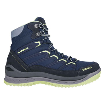 lowa winter hiking boots