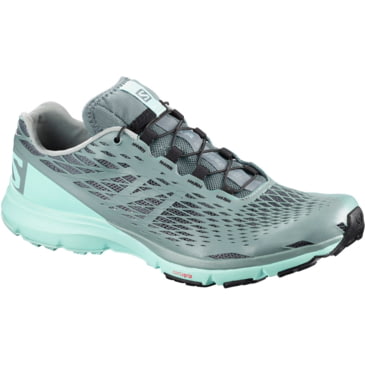water hiking shoes womens