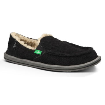 sanuks with fur