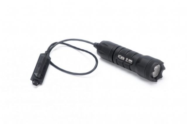Elzetta Alpha 1-Cell LED Flashlight 415 Lumens w/Crenellated Bezel Ring Flood Lens Remote Tape Switch w/12in Cable Black