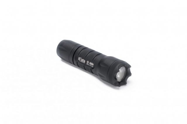 Elzetta Alpha 1-Cell LED Flashlight 415 Lumens w/Crenellated Bezel Ring Standard Lens Rotary Tailcap Black