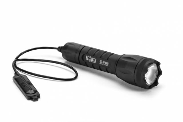 Elzetta Bravo 2-Cell LED Flashlight 850 Lumens w/Crenellated Bezel Ring High Output AVS Head Remote Tape Switch 12in Black