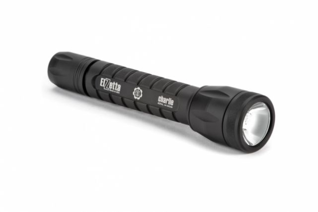 Elzetta Charlie 3-Cell LED Flashlight 1350 Lumens w/Standard Bezel Ring High Output AVS Head Click Tailcap Black