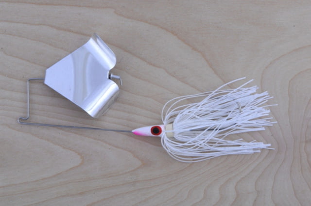Lunker Lure Hawg Caller Proven Winner Buzz Bait Texposer Fishing Hook 3/8oz 1 PieceWhite Head/White Silver Flake Skirt
