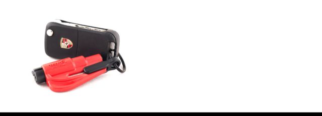 N-OV-8 Safety Res-Q-Me Window Breaker/Seat Belt Cutter Keychain Red