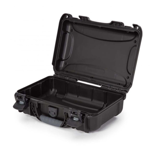 Nanuk 909 Protective Hard Case 12.6in Black Small