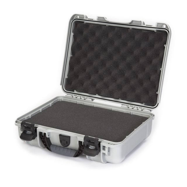 Nanuk 910 Protective Hard Case 14.3in Waterproof w/ Foam Silver