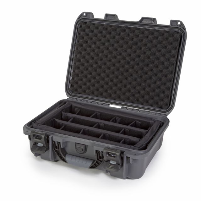 Nanuk 920 Water/Crush Proof Case w/Padded Divider - Graphite