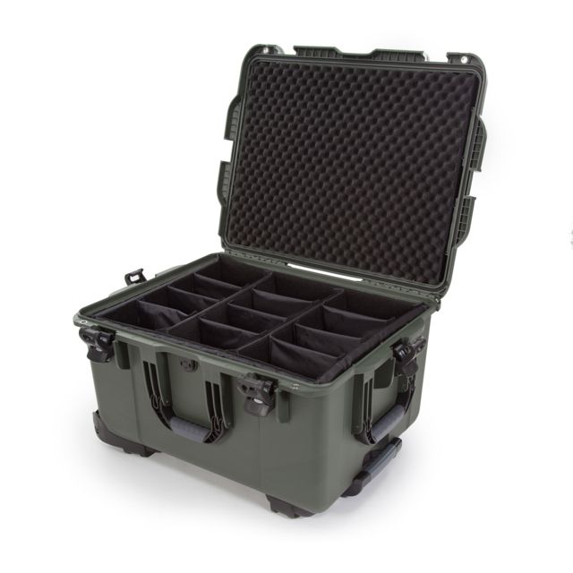 Nanuk 960 Hard Case w/ Padded Divider Olive