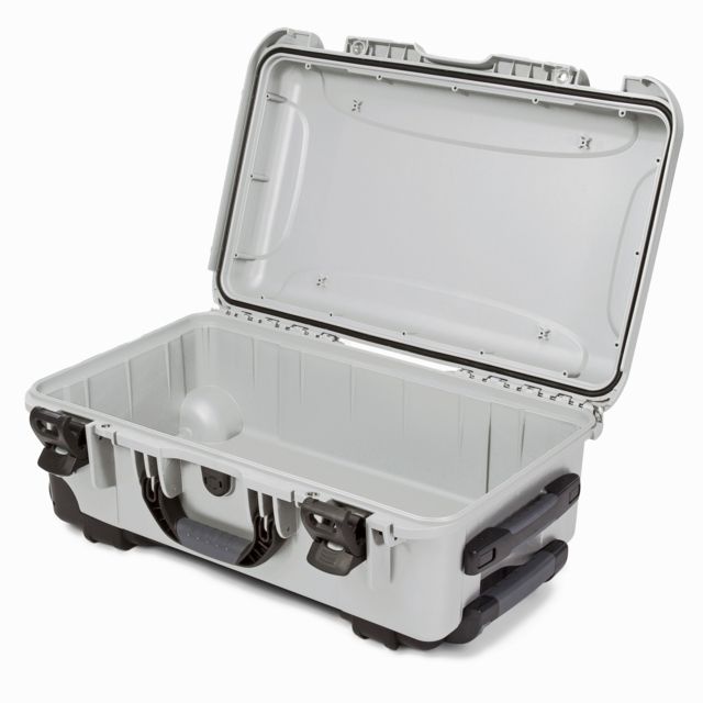 Nanuk 935 Protective Hard Case 22in No Insert Silver