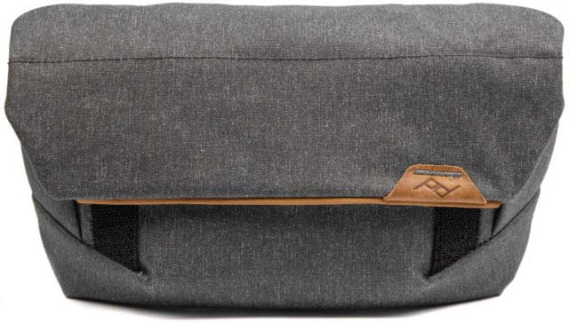 Peak Design Field Pouch V2 Backpack Charcoal Small
