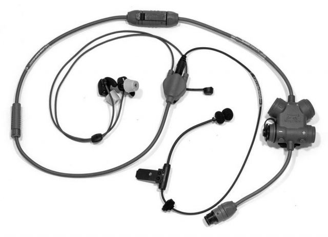 Silynx Clarus Headset w/ CA0004-04 adaptor cable Black