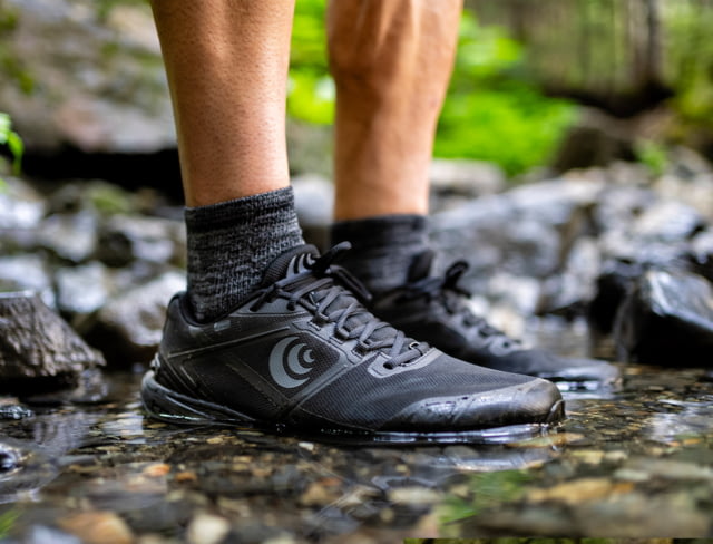 DEMO Topo Athletic Terraventure 4 WP Hiking Boots - Men's Black/Charcoal 12.5