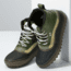 Vans Standard Mid Snow MTE Shoes, Green/Gum, 10, VN0A5JHZ17P1-M-10
