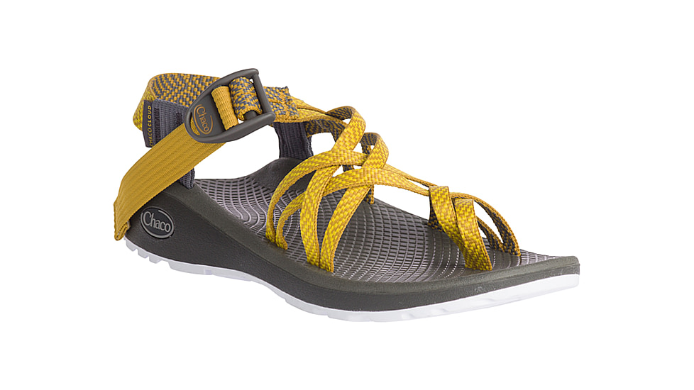 chaco womens zcloud x2 vs zcloud 2