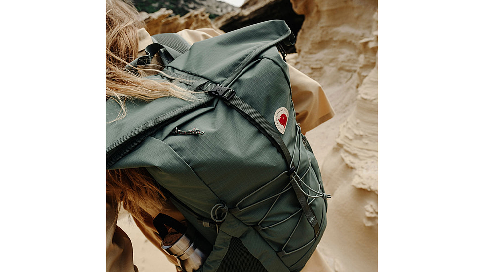 Fjallraven Abisko Hike Foldsack Backpack, Patina Green, One Size, F27222-614-One Size
