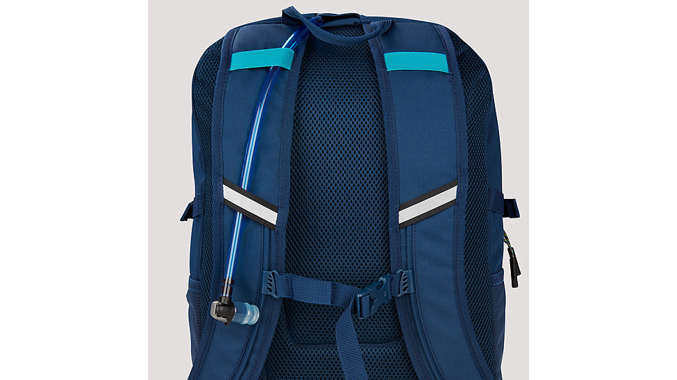 Sierra Designs Yuba Pass 25L Daypack, Blue, 80713521-BLU