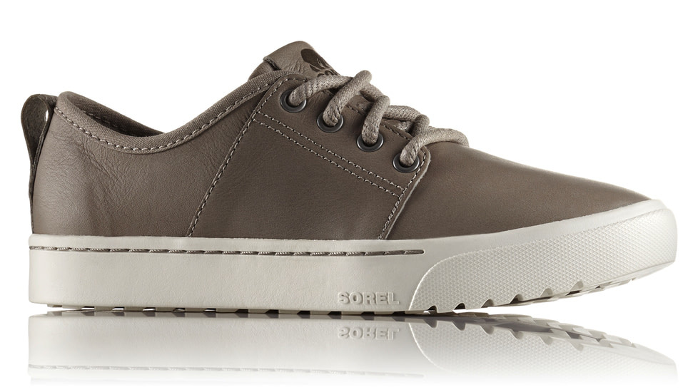 chuck taylor all star dainty leather