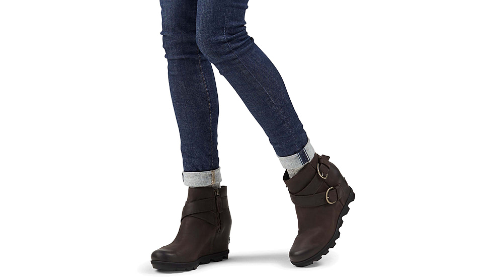sorel joan buckle