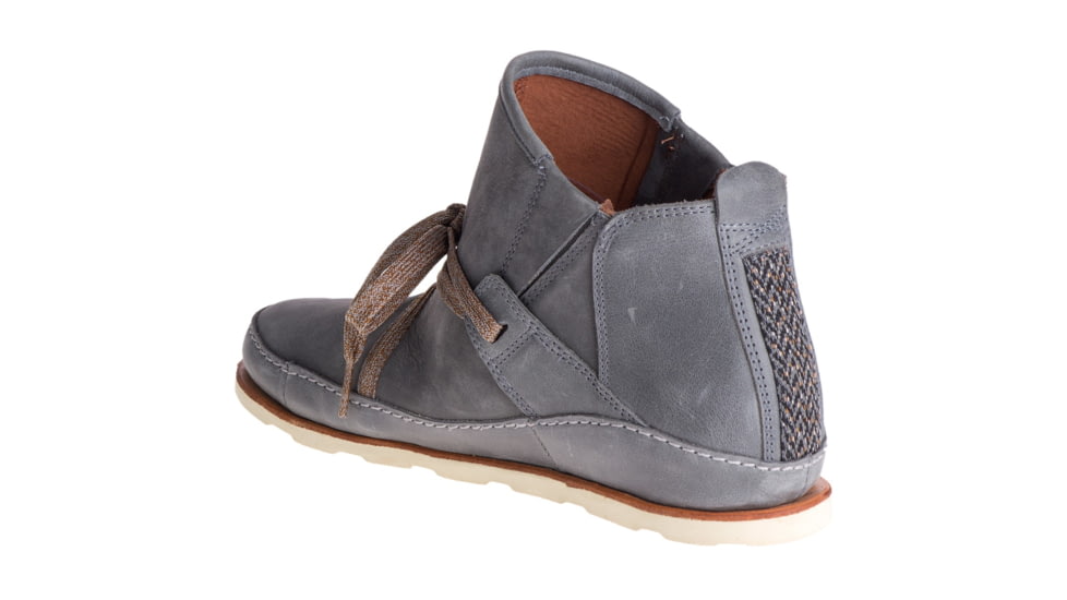 chaco women's harper mid