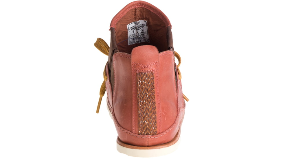 chaco women's harper mid