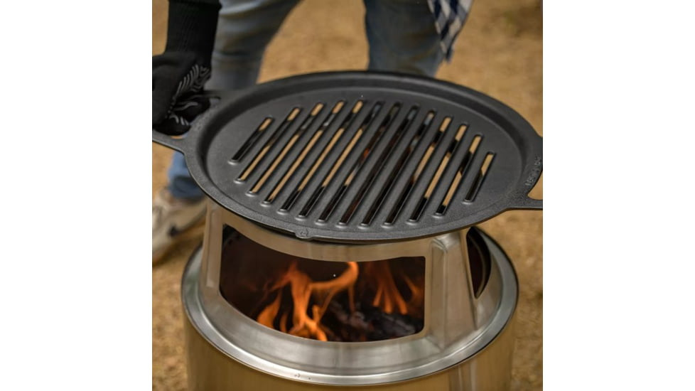 Solo Stove Bonfire Cast Iron Grill Top and Hub, Stainless Steel, Cast Iron Black, Medium, SSBON-COOKING-BUNDLE