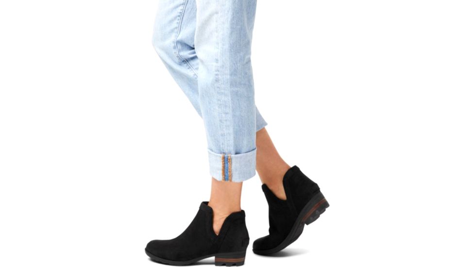 sorel lolla cut out black