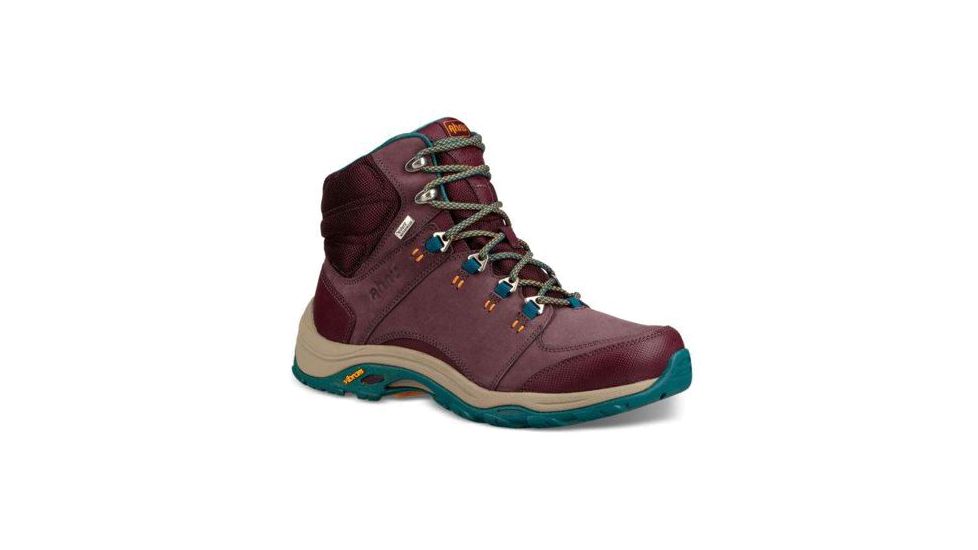 teva montara hiking boots