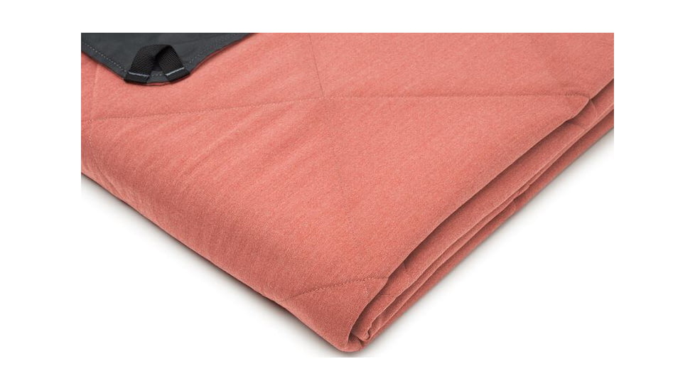 Yeti Lowlands Blanket — CampSaver