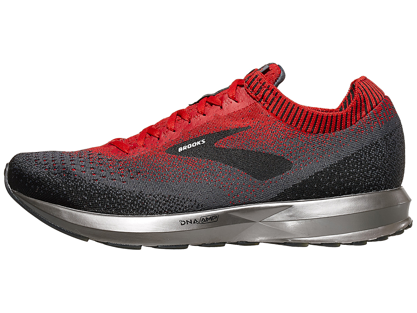 brooks levitate scontate