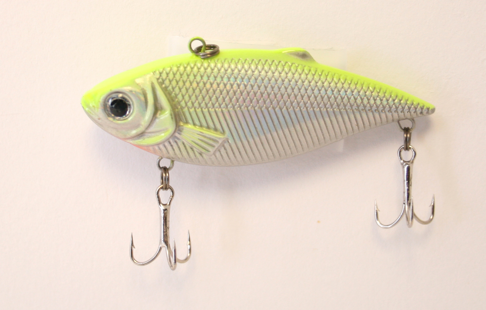 https://cs1.0ps.us/original/opplanet-creme-lures-pond-favorites-lipless-crankbait-sinking-chartreuse-back-2-1-2in-1-per-pack-lcp99-main