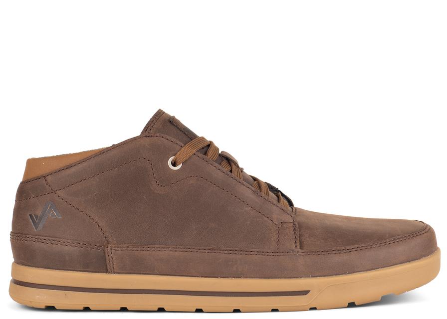 casual chukka shoes