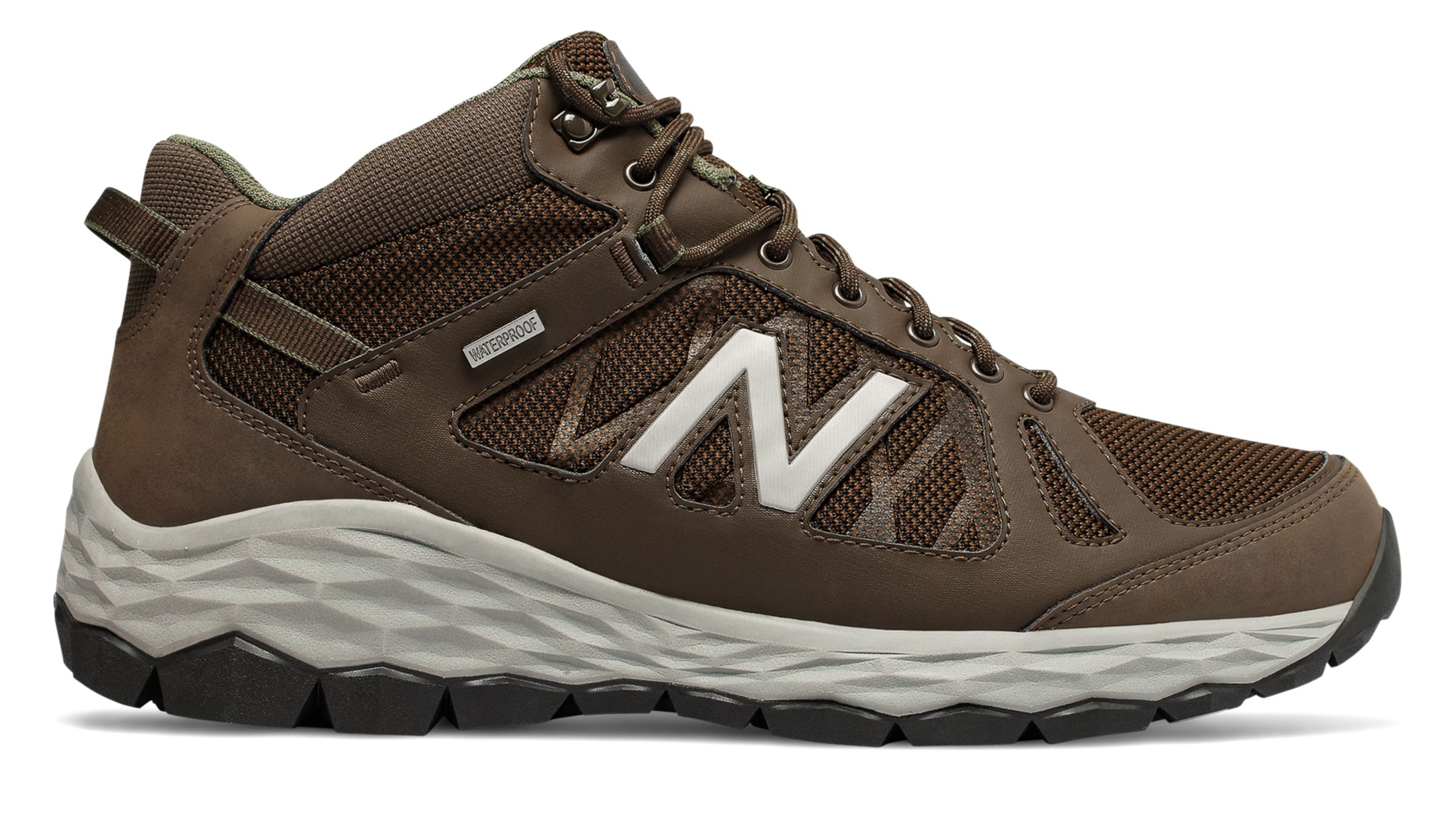 new balance hiking mens