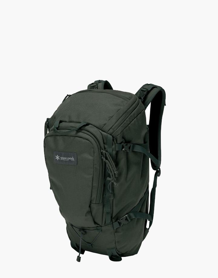 snow peak backpack