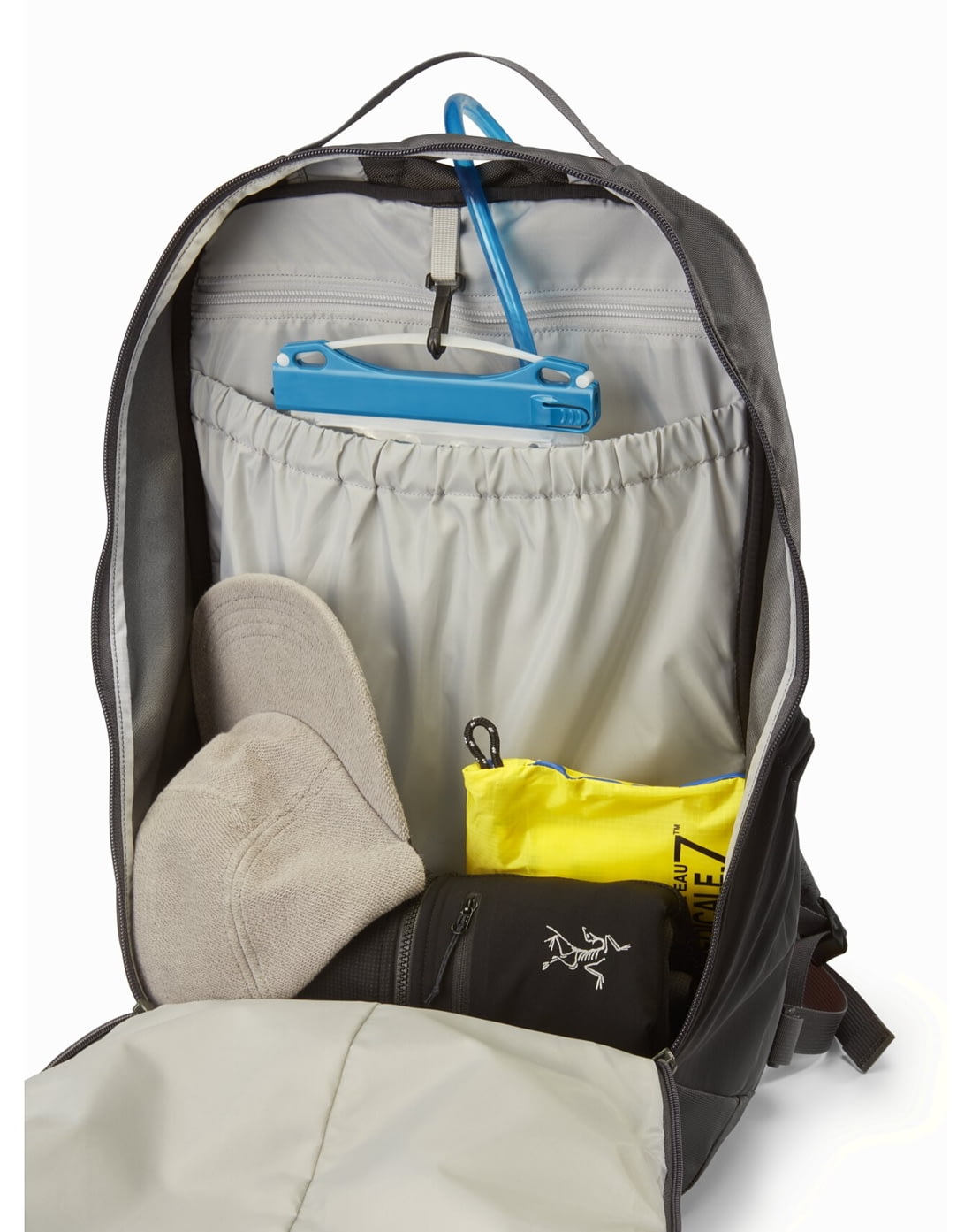 mantis 16 backpack