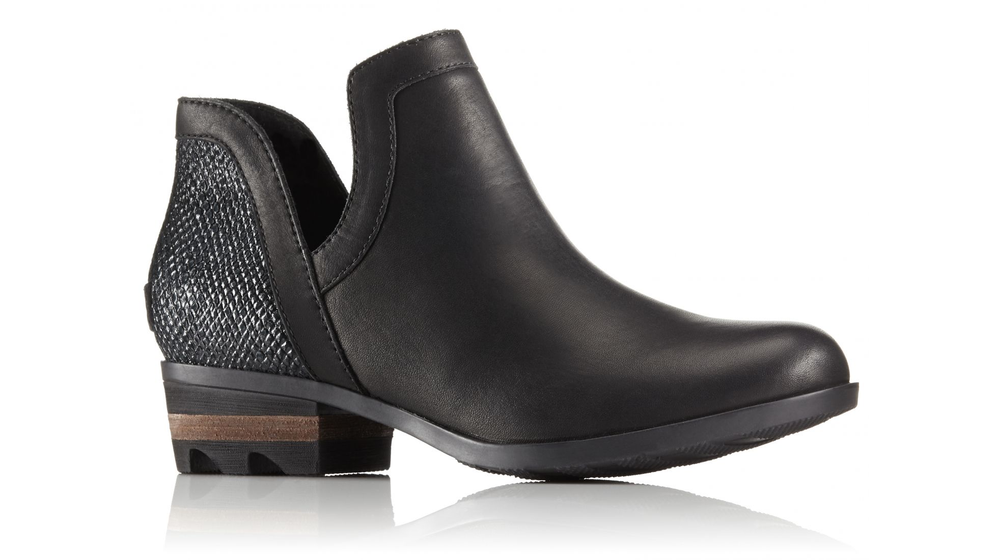 sorel lolla cut out boot